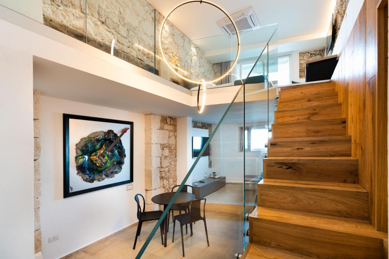 סירקוזה Re Dionisio Luxury Suites מראה חיצוני תמונה