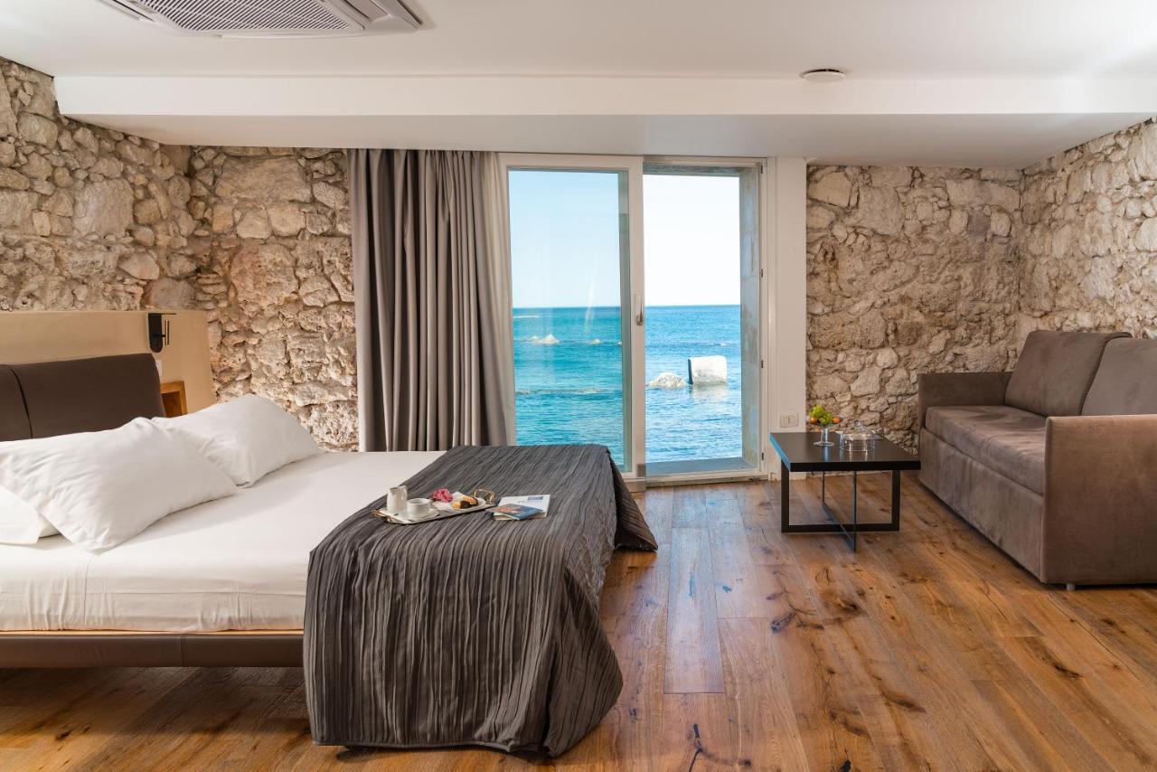 סירקוזה Re Dionisio Luxury Suites מראה חיצוני תמונה
