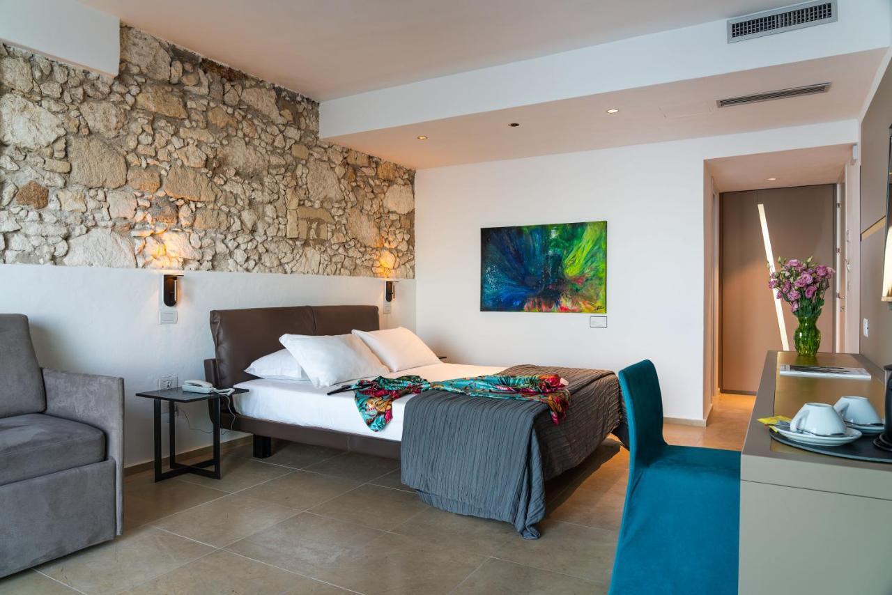 סירקוזה Re Dionisio Luxury Suites מראה חיצוני תמונה