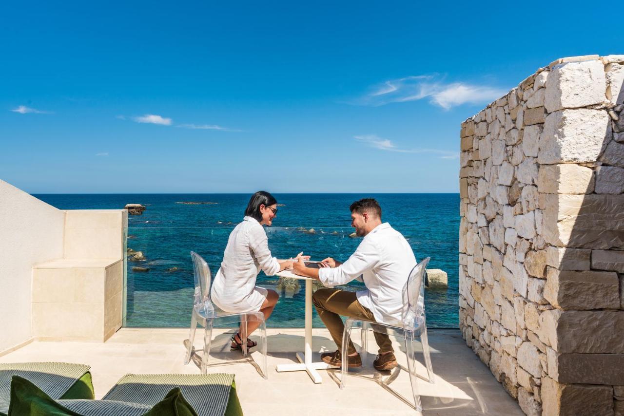 סירקוזה Re Dionisio Luxury Suites מראה חיצוני תמונה