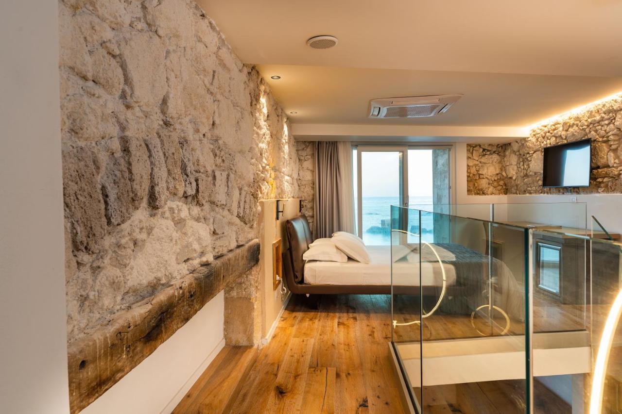 סירקוזה Re Dionisio Luxury Suites מראה חיצוני תמונה