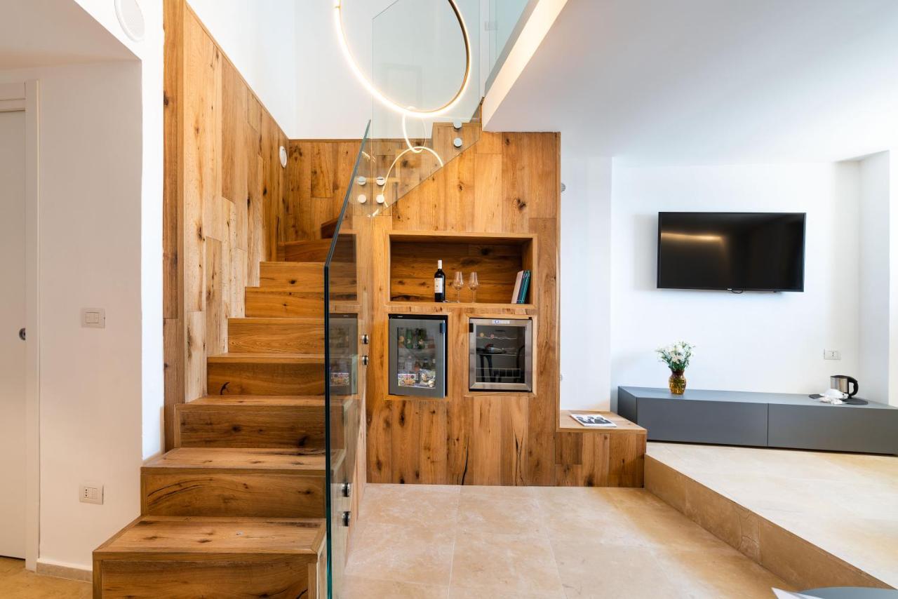 סירקוזה Re Dionisio Luxury Suites מראה חיצוני תמונה