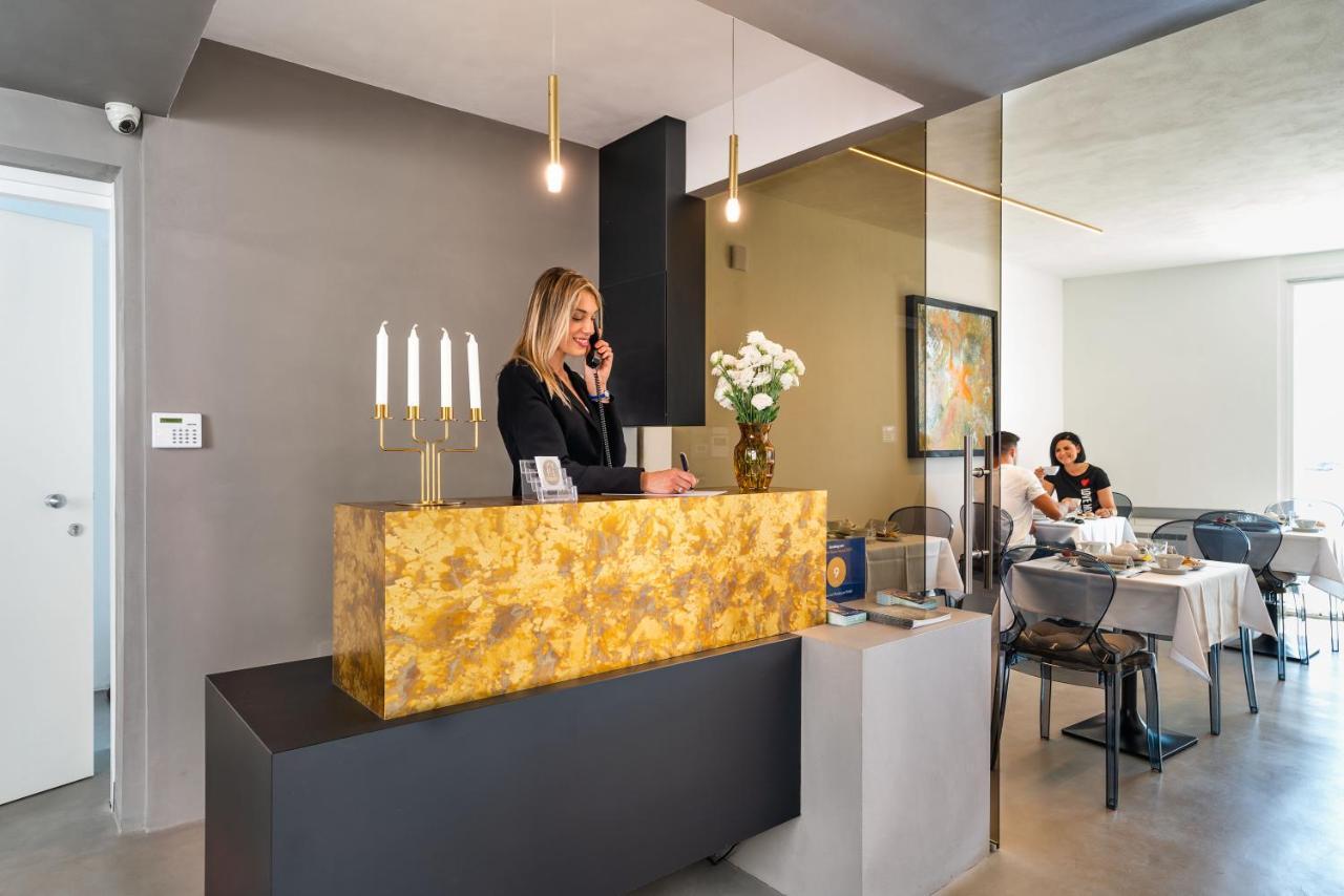 סירקוזה Re Dionisio Luxury Suites מראה חיצוני תמונה