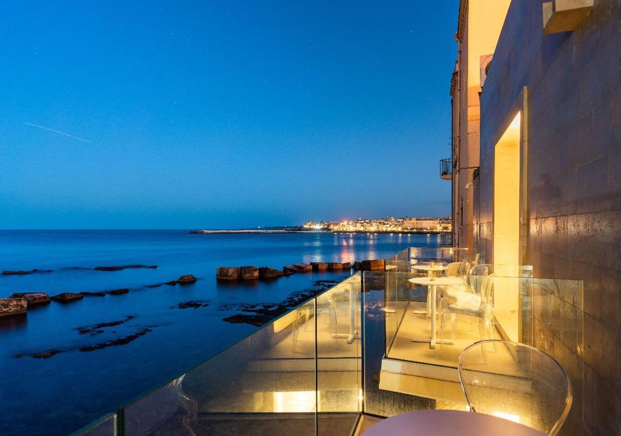 סירקוזה Re Dionisio Luxury Suites מראה חיצוני תמונה