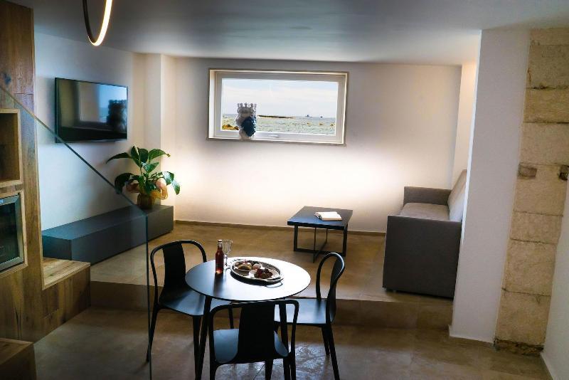 סירקוזה Re Dionisio Luxury Suites מראה חיצוני תמונה