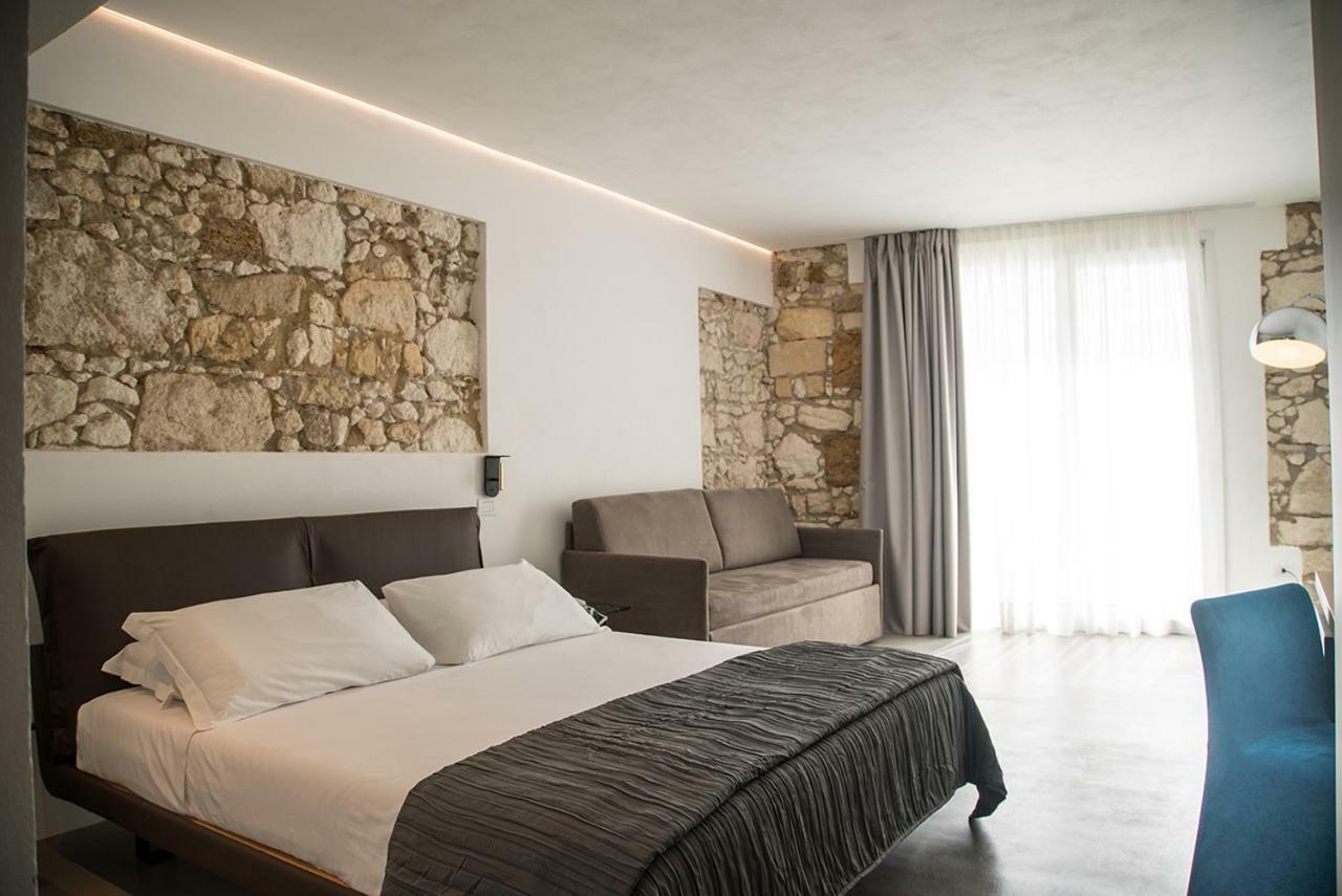 סירקוזה Re Dionisio Luxury Suites מראה חיצוני תמונה